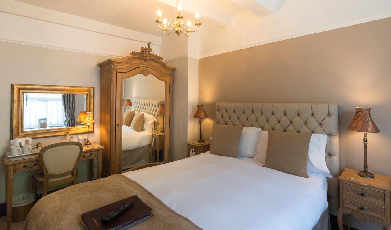 The Swan Hotel Clitheroe Exteriör bild